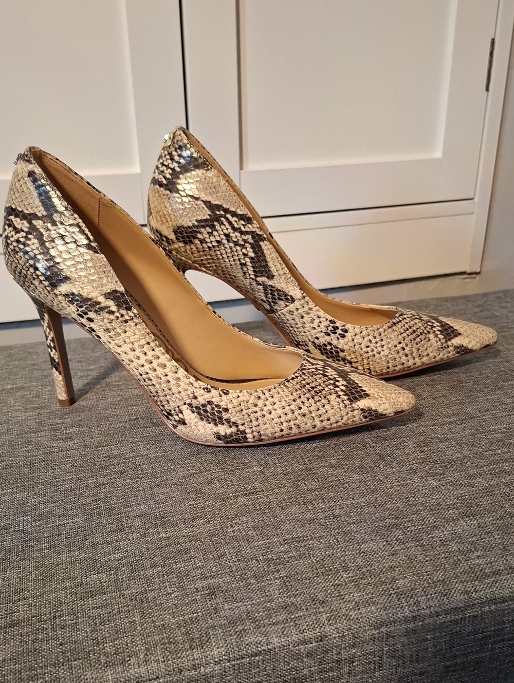 Sam Edelman Beige and Black Python-Print Pointed Toe Stilettos